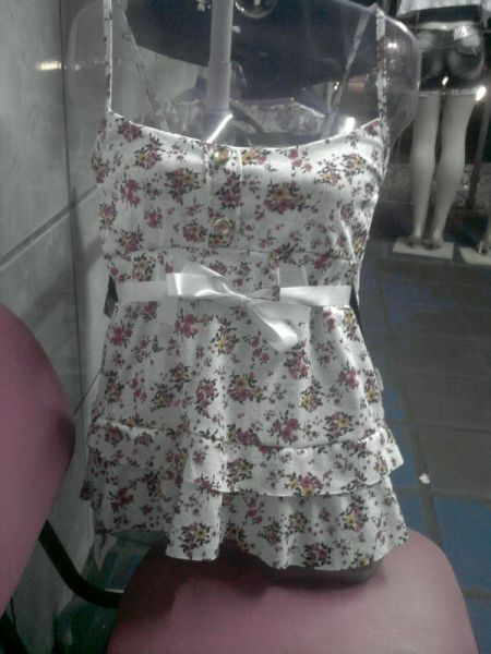 Blusa c/ fita
